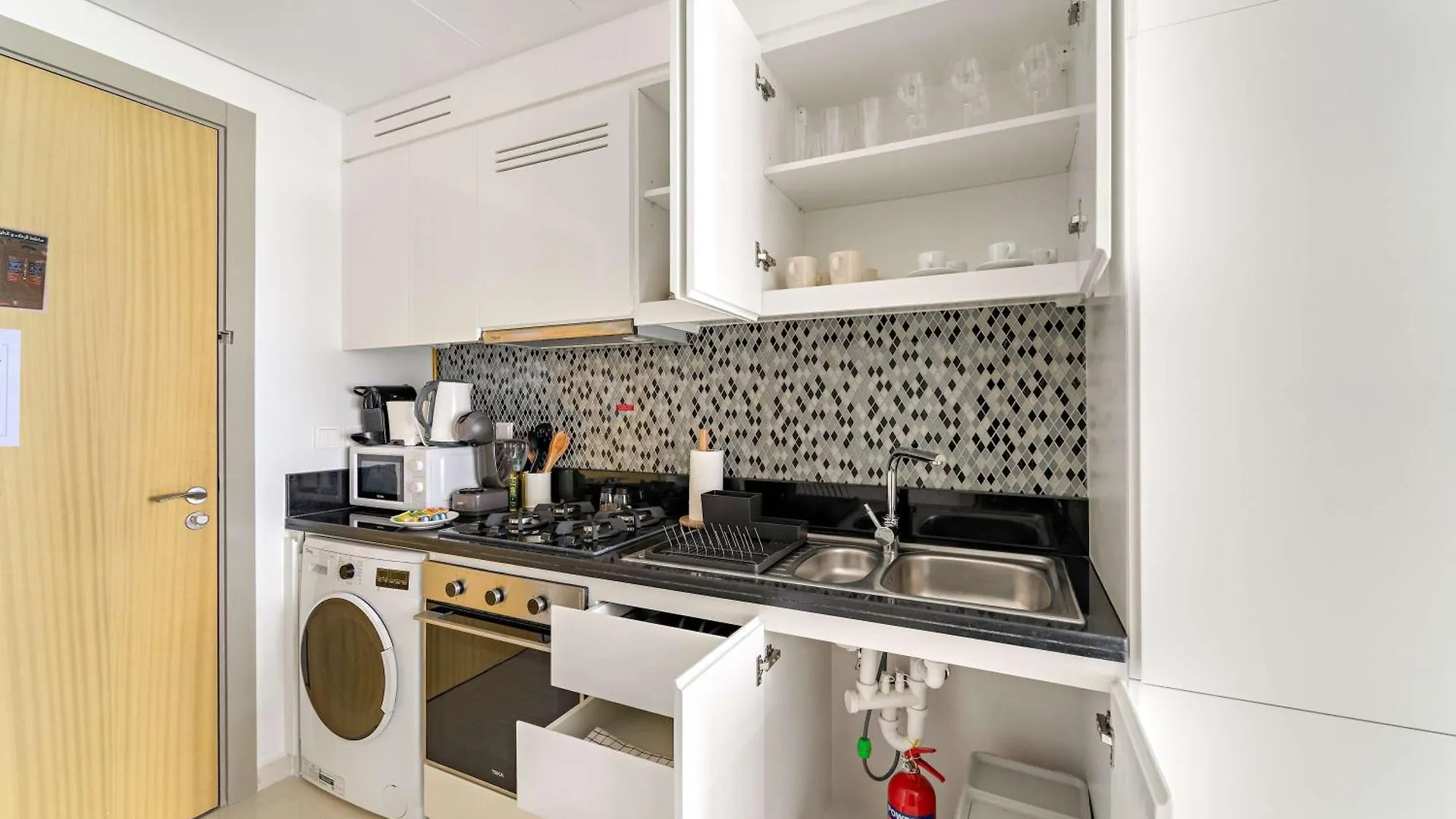 Silkhaus Cozy Studio At Business Bay In Aykon City Dubai
